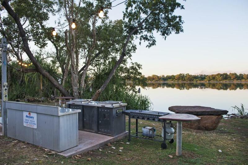 Discovery Holiday Parks - Lake Kununurra Bagian luar foto